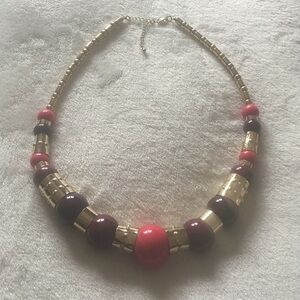 3/$30💚Chunky golden large pink beads choker necklace